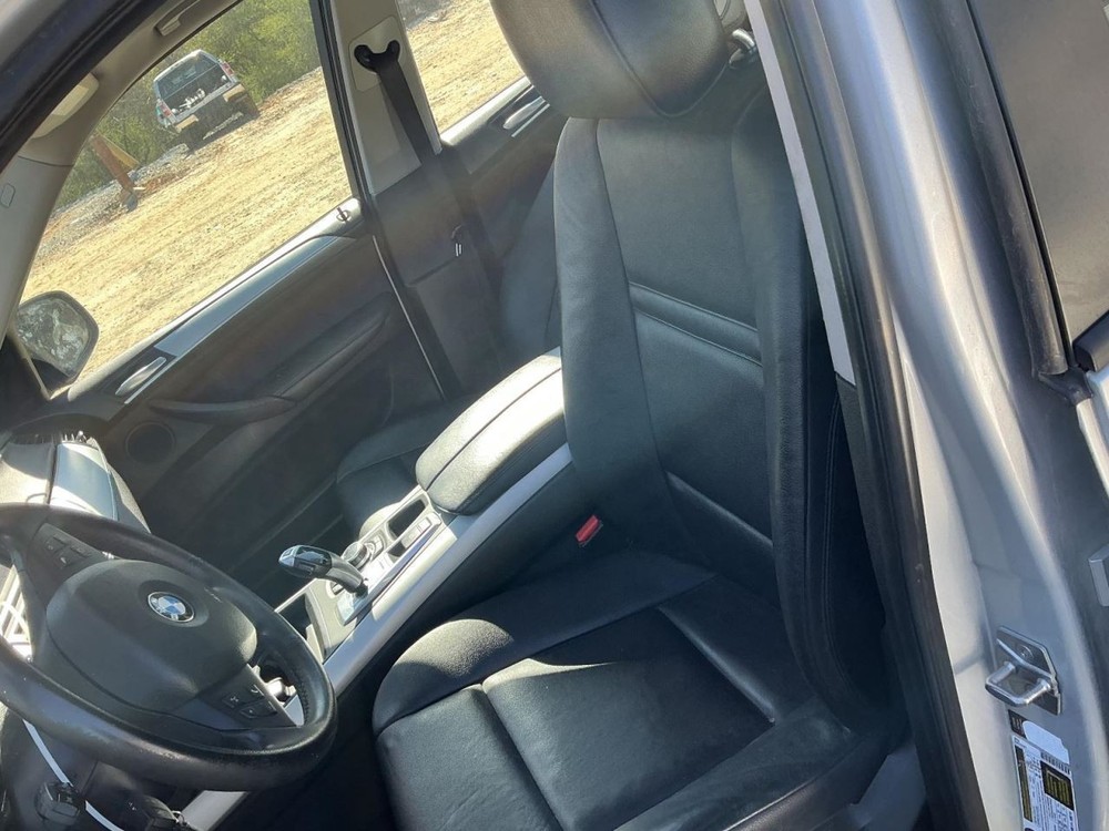 X5 2013 Glove Box 4999728
