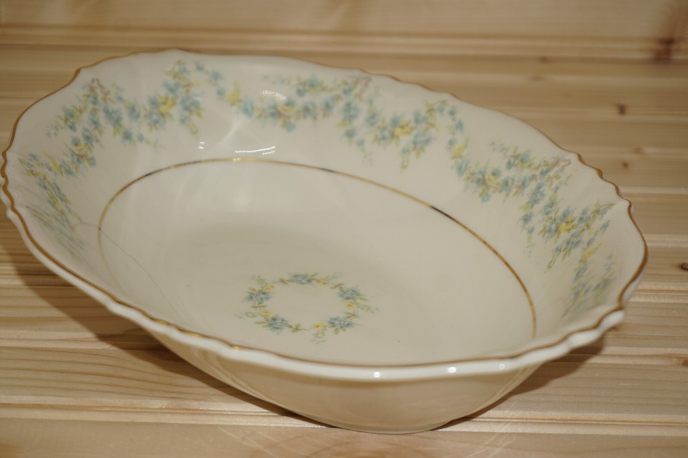 Syracuse Appleton Oval Serving Bowl, 10 1/2" (B54)