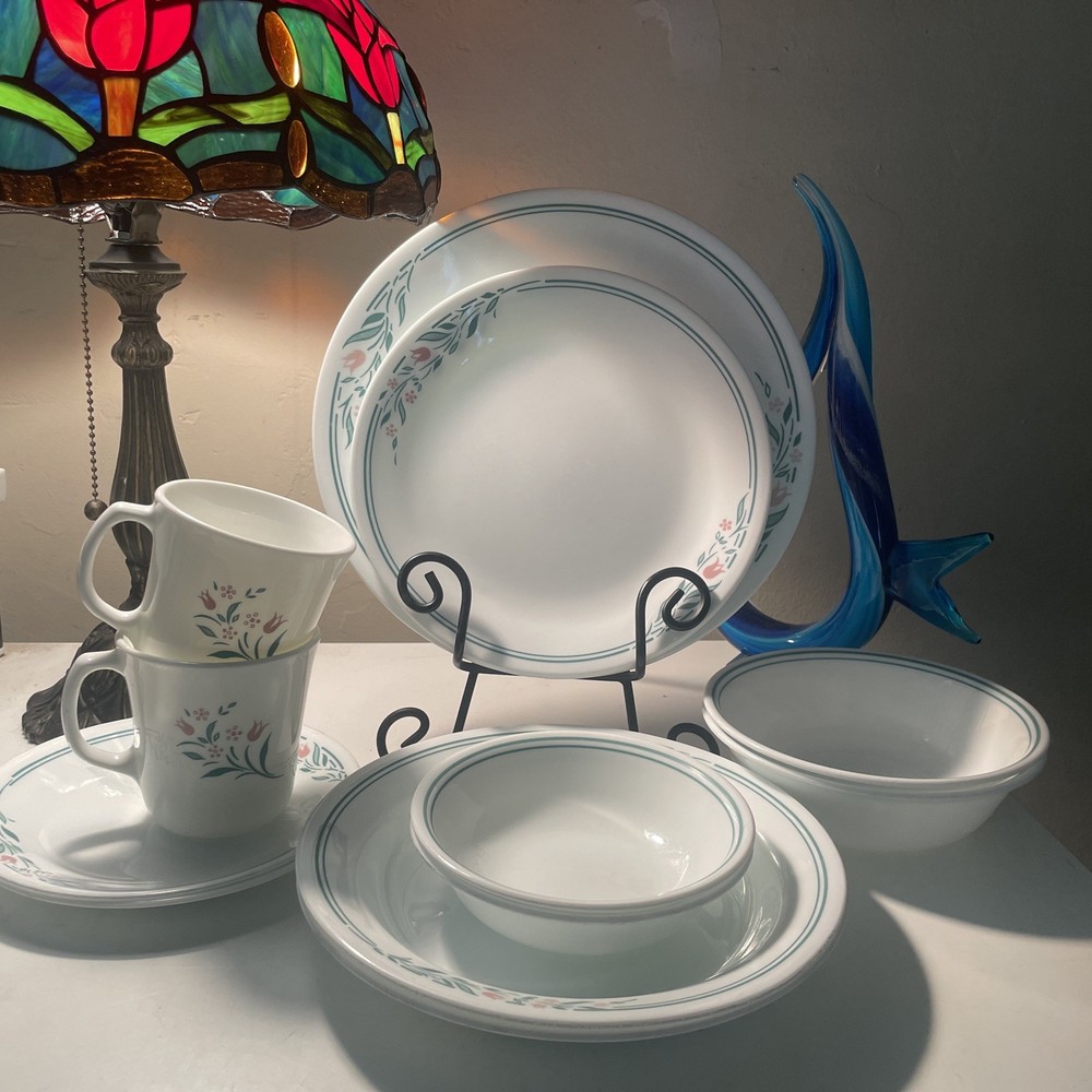 14piece Corelle Dinnerware Set