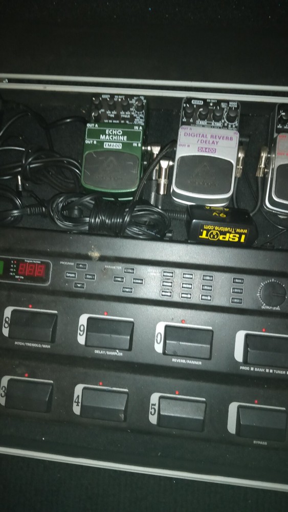 Digitech RP10/ Behringer Pedal Effects+ extras