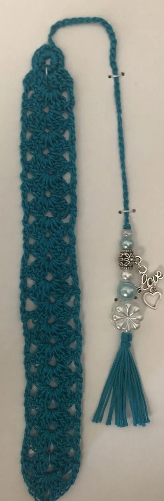 Crocheted Shell Bookmark