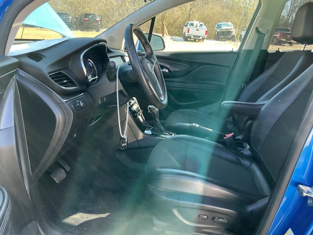 ENCORE 2017 Glove Box 4940055