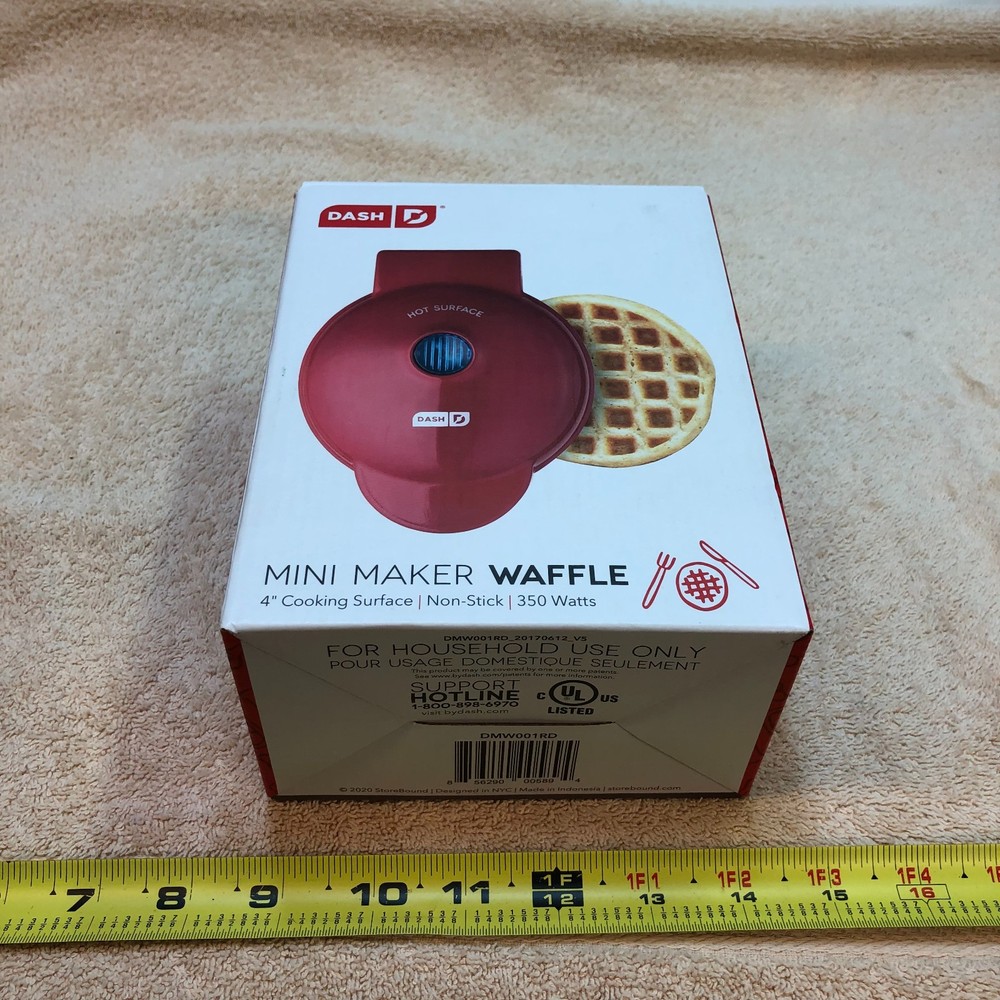 DASH BRAND MINI 4" WAFFLE MAKER