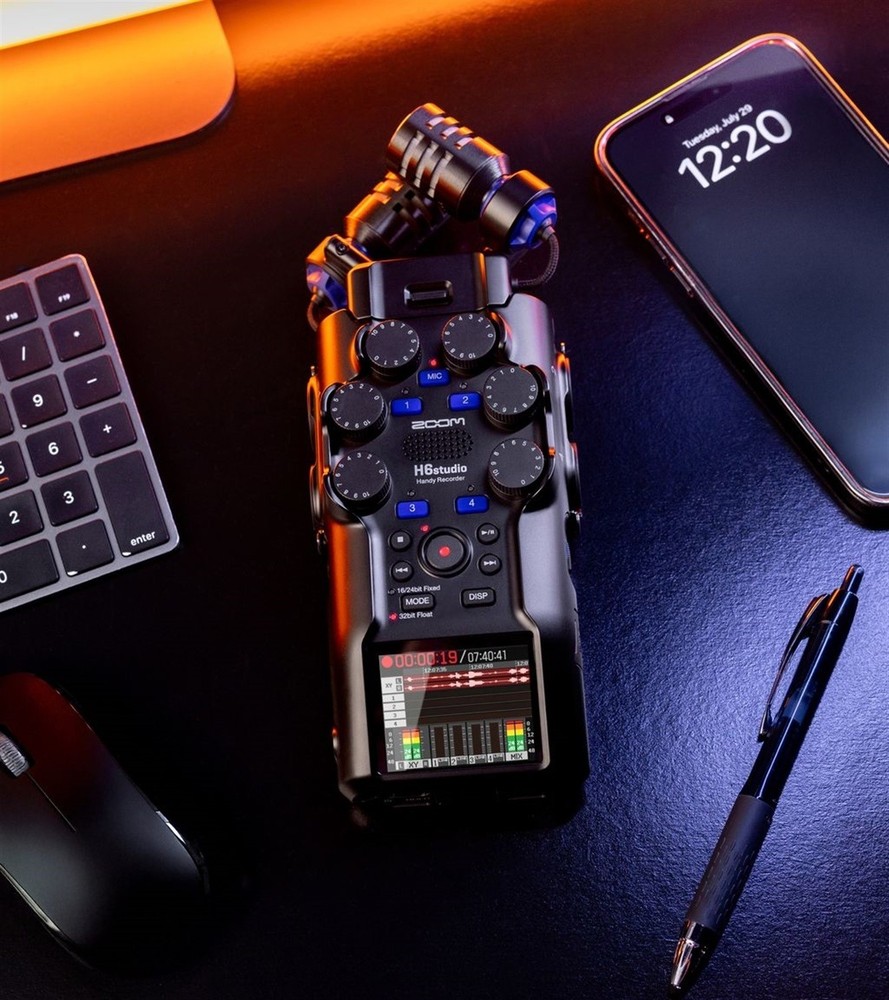 Zoom H6studio 8-Track 32-Bit Float Handy Recorder