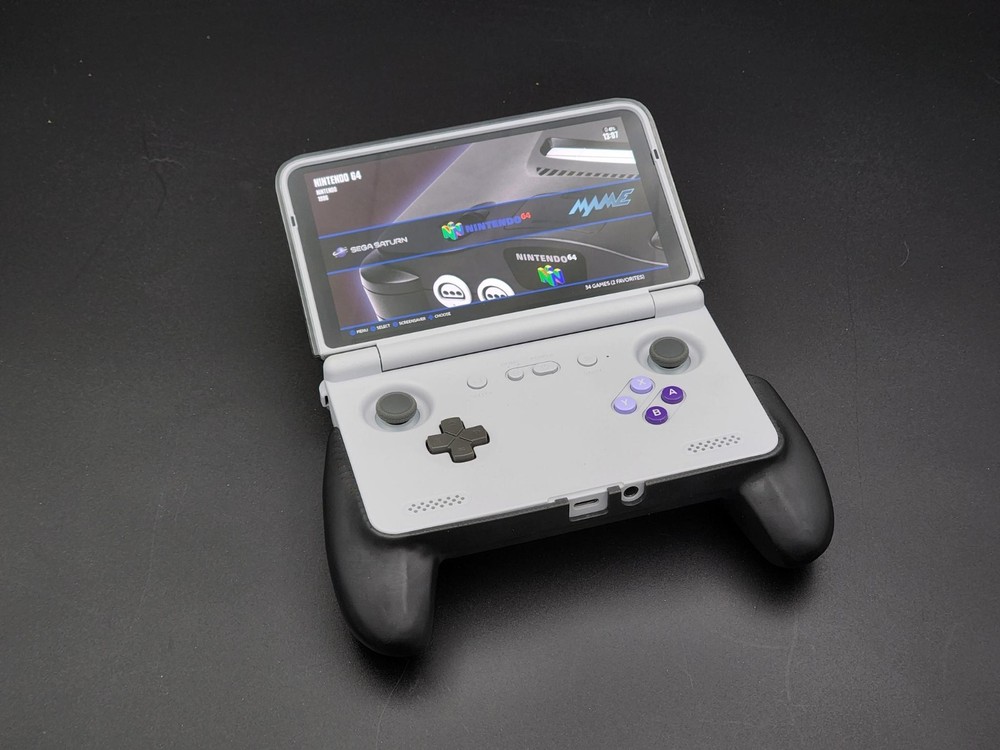 Retroid Pocket Flip 2 Comfort Grip