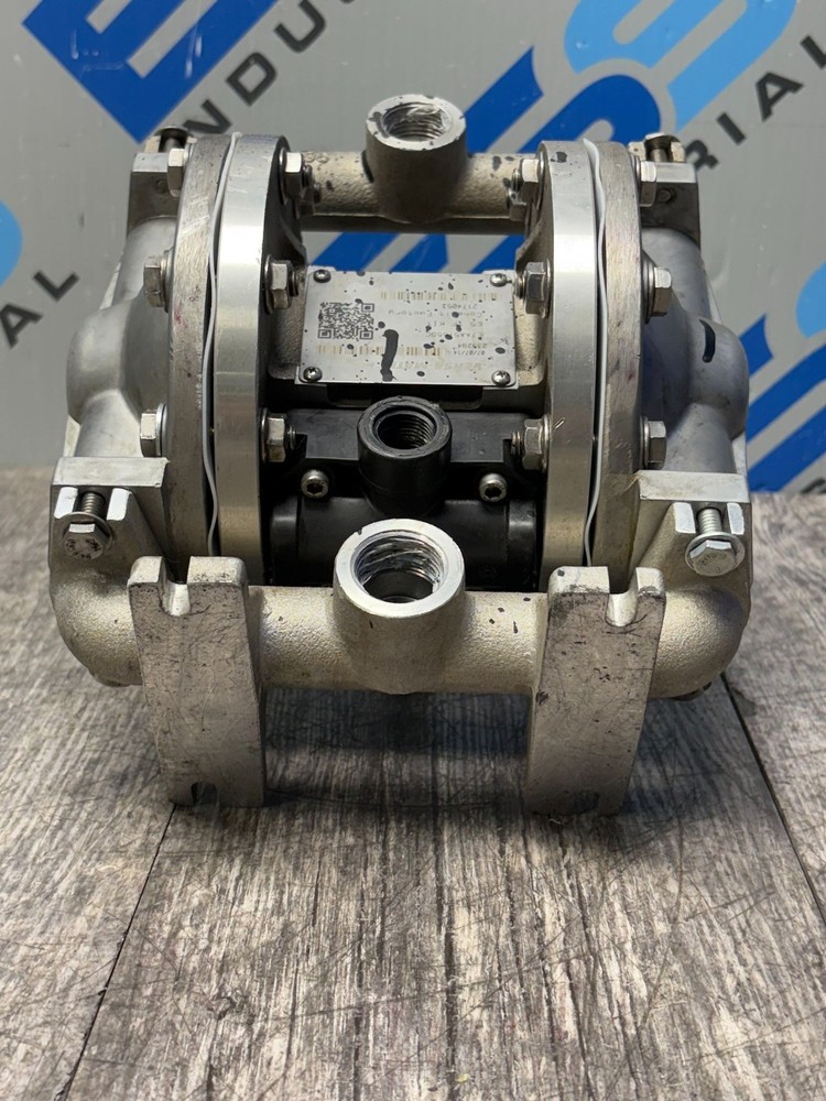 VERSAMATIC E7AA5T559C DOUBLE DIAPHRAGM PUMP