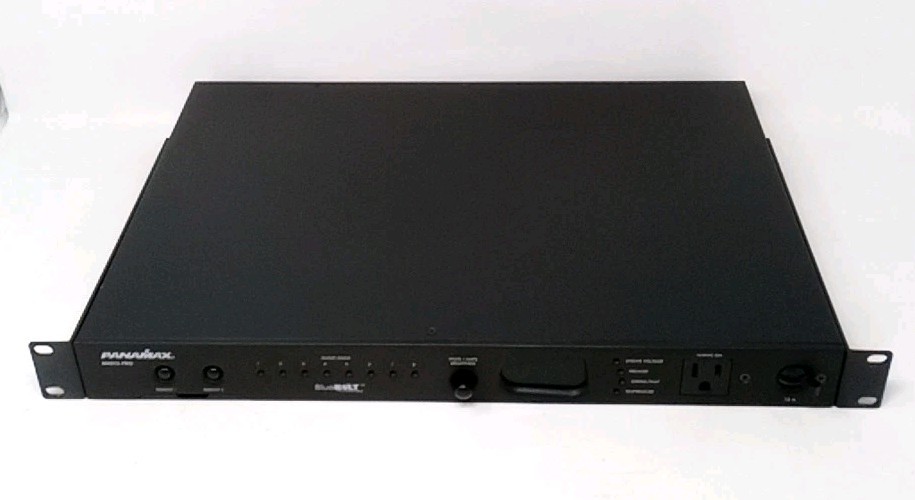 Panamax M4315-PRO Power Conditioner *READ*