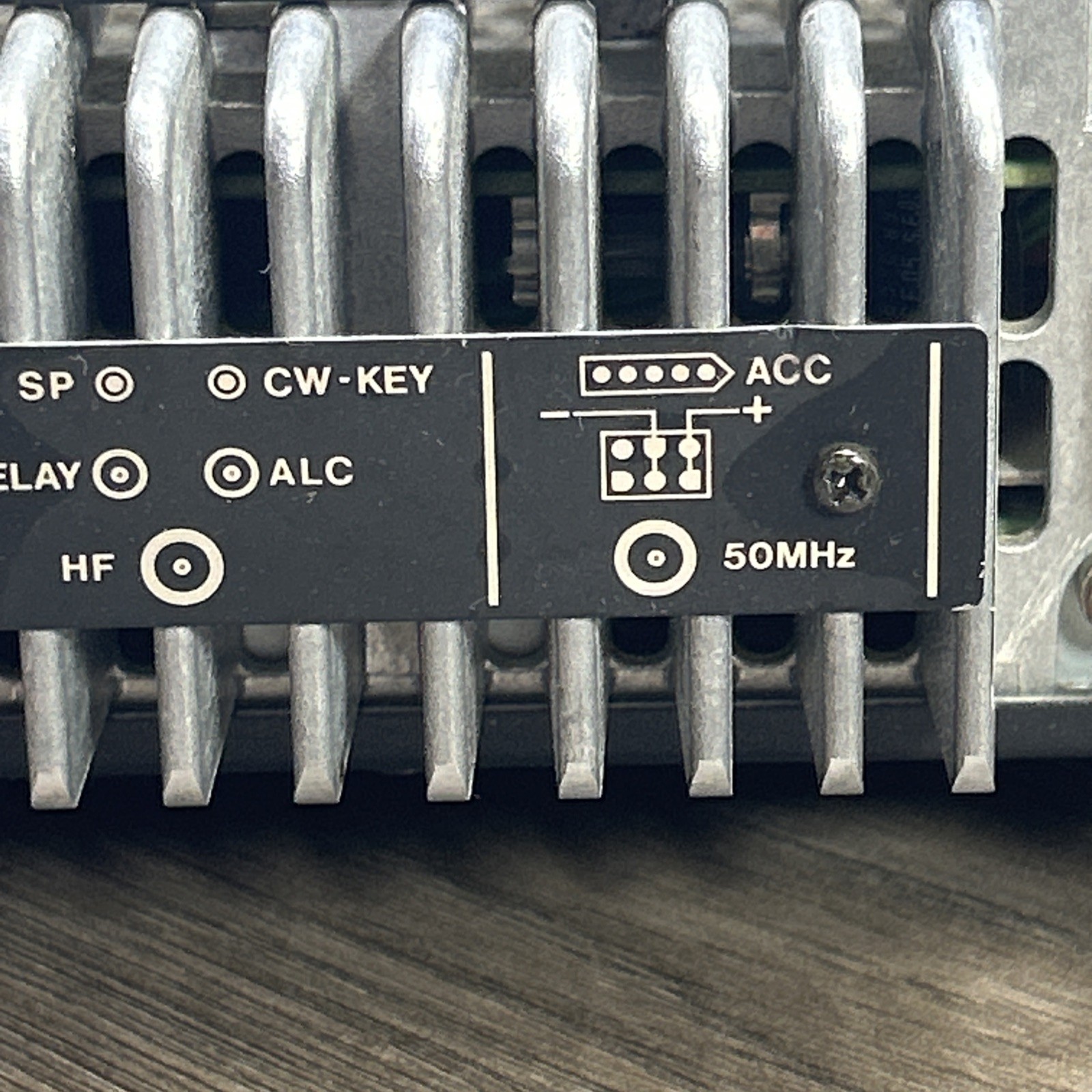 Alinco DX-70 Amateur Ham Radio Transmitter Transceiver With Microphone OEM