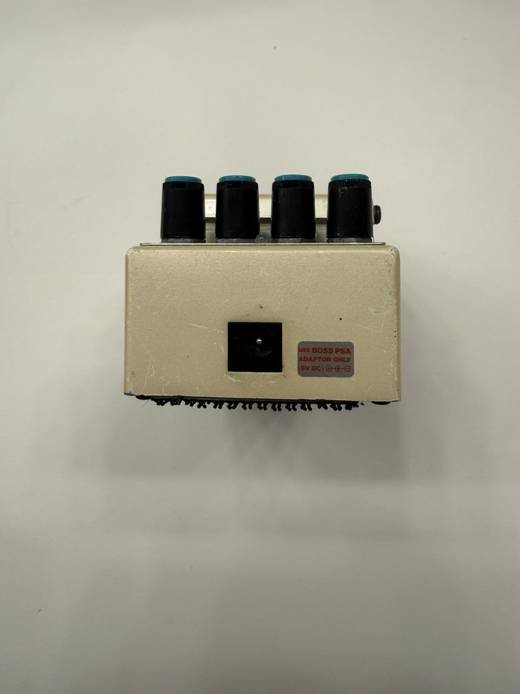 Boss Roland DD-7 Digital Delay Stereo Echo Guitar Effect Pedal