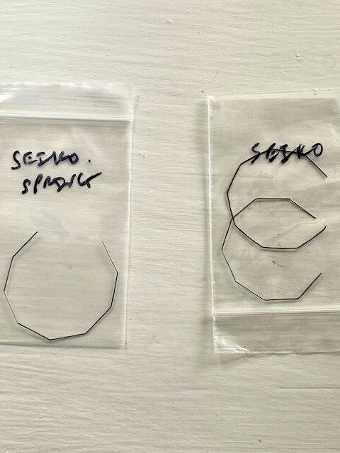 SEIKO BEZEL RETAINING SPRING - 1 pcs