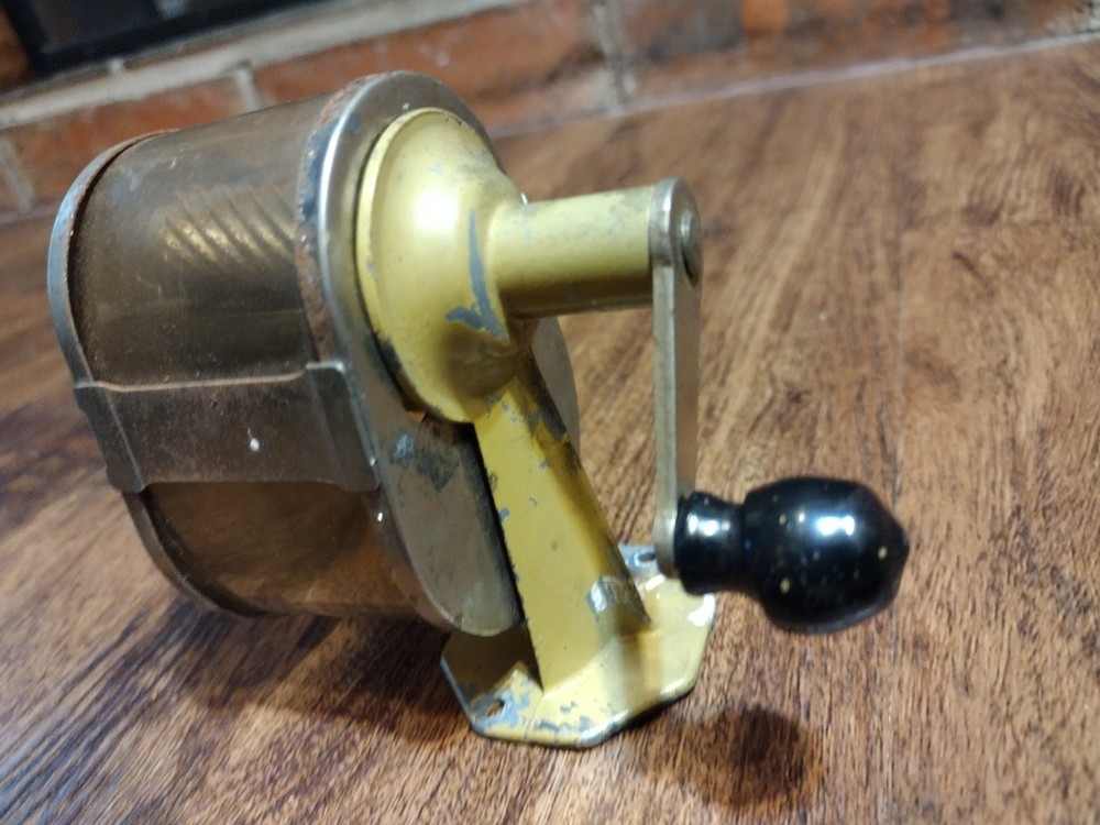 Vintage APSCO Midget Pencil Sharpener