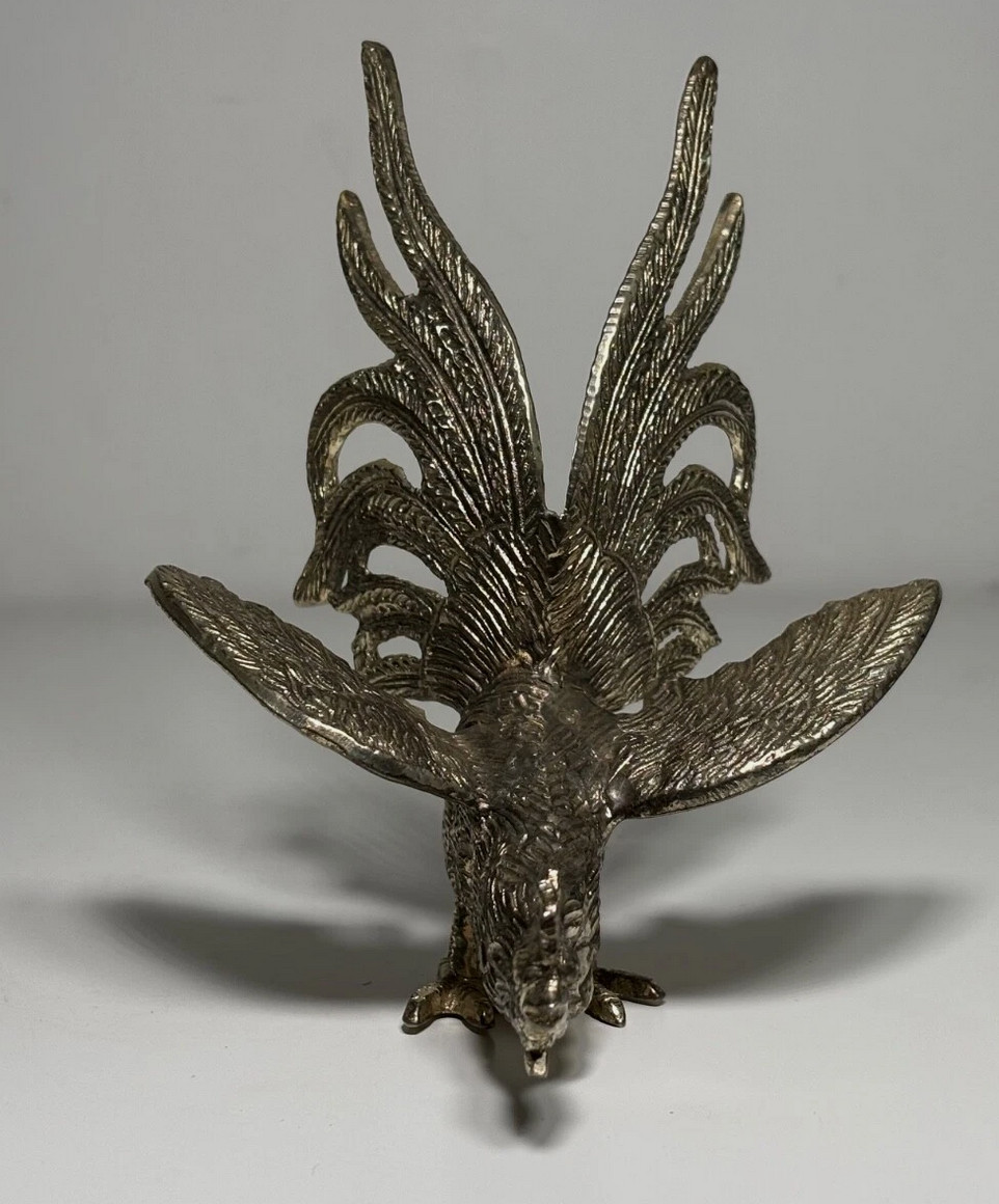 Pair of silver-plated metal fighting roosters, antique bird, rustic decoration