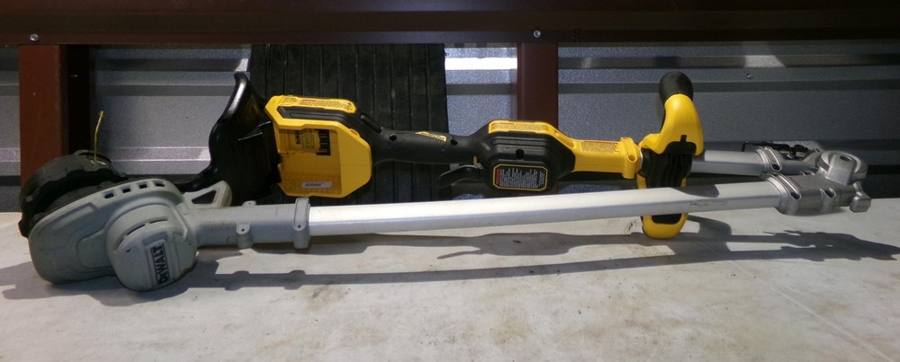 DEWALT DCST922 20V MAX 14 inch Cordless Folding String Trimmer - Tool Only