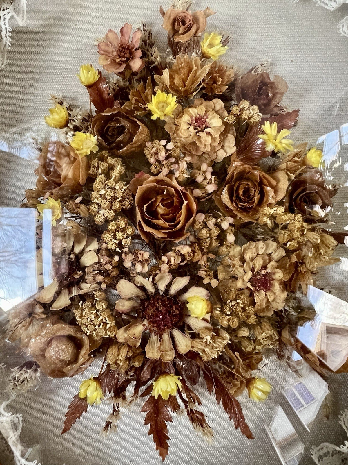 Vintage Handmade Wall Art Dried Flowers Convex Domed Glass Frame