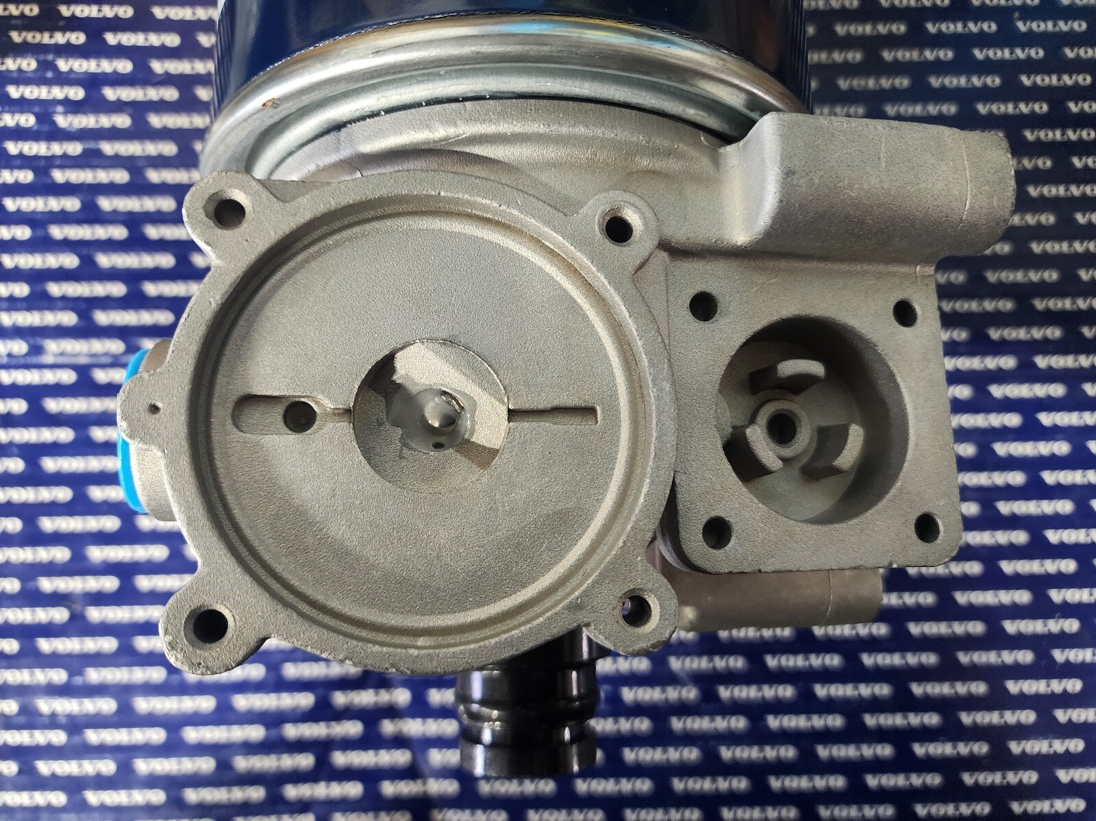 VOLVO D13 air dryer assembly HALDEX brand 955300CRX M39X1.5 R955079