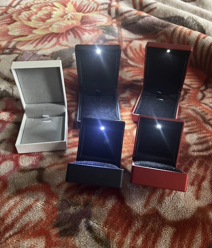 15 Piece Necklace Ring Gift Boxes Light Solid White Velvet Red Bundle Organizer