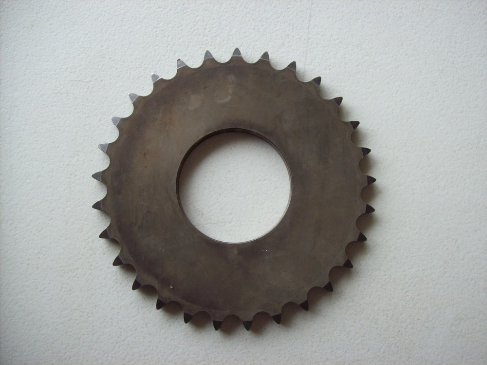 GEHL Part # 077676 Sprocket 29 Teeth