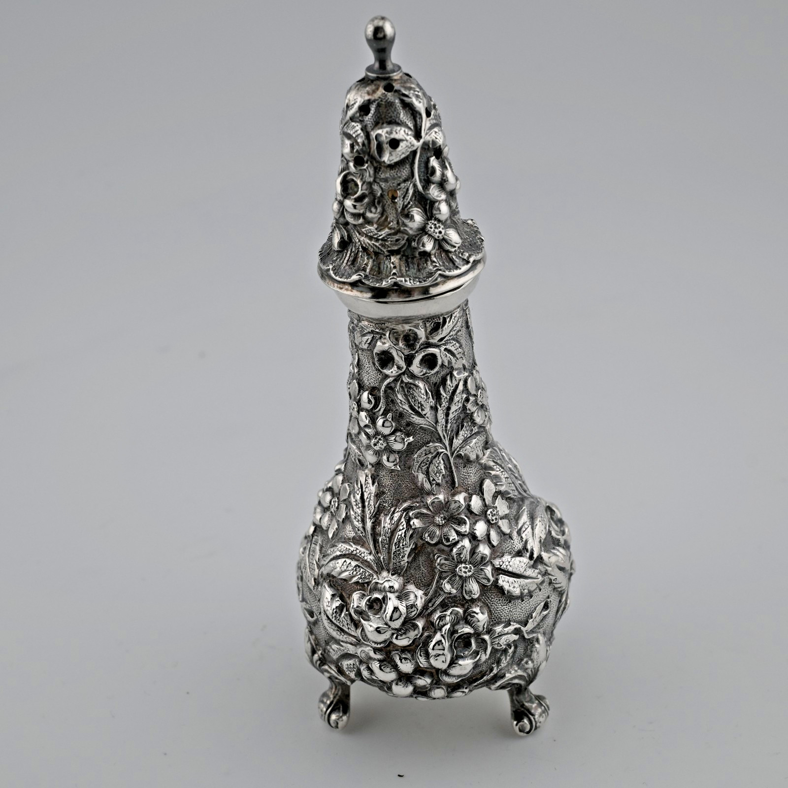 Early Sterling Silver Stieff pepper Shaker Stieff Rose Balitmore ~no mono