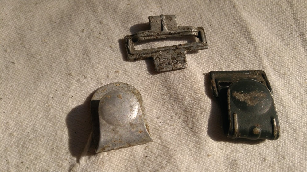 WW2 German Wehrmacht Hooks