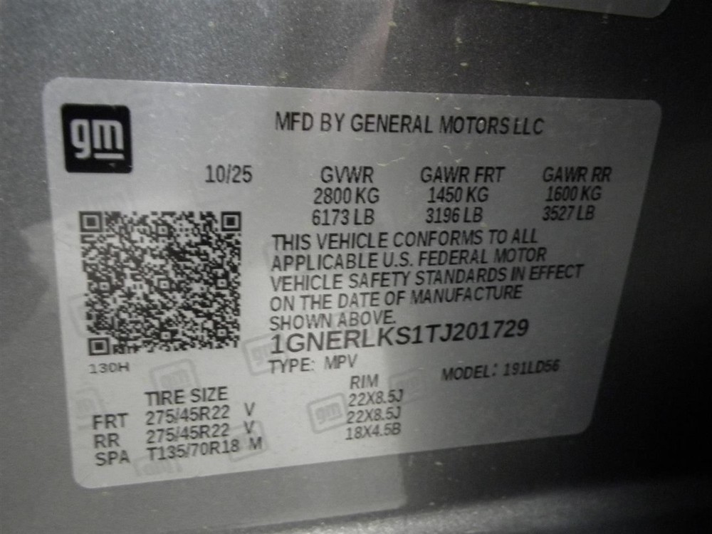 2026 Traverse Upper Air Shutter 26438944