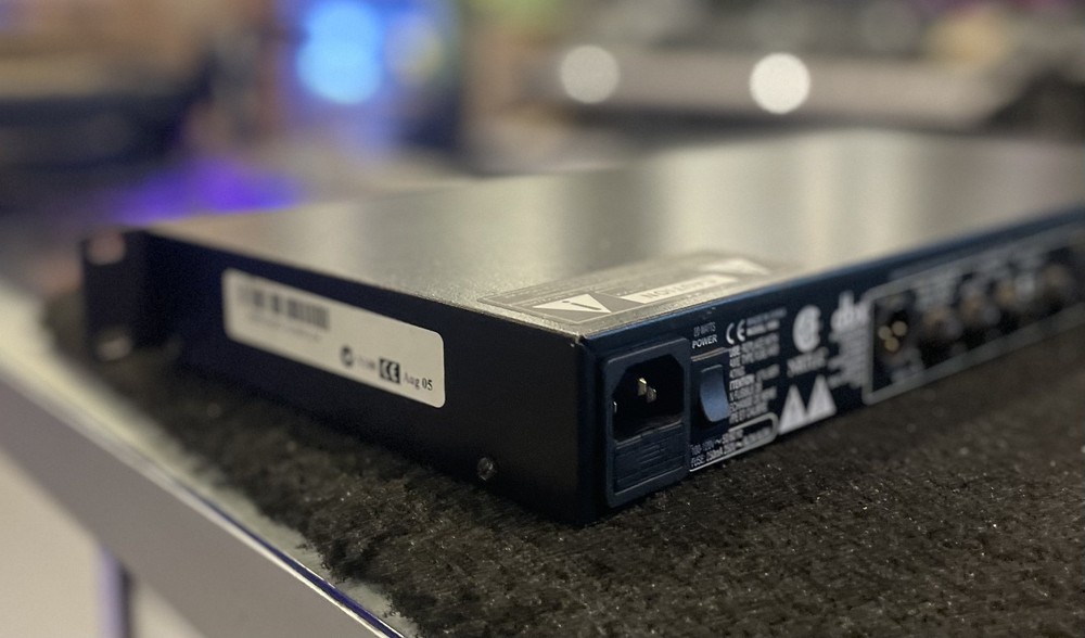 DBX 1066 Compressor / Limiter / Gate 2 Channel Rack Effect Unit w/ Power Cable