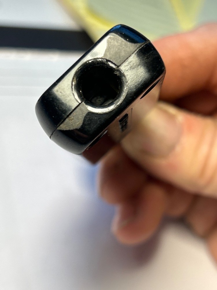 PJ-327 Prong Adapter