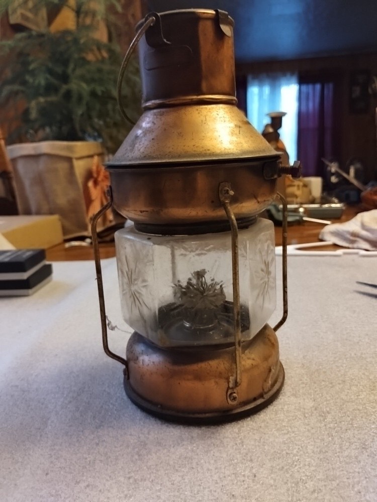 Penco Kerosene Brass Lamp Octagon Snowflake Globe