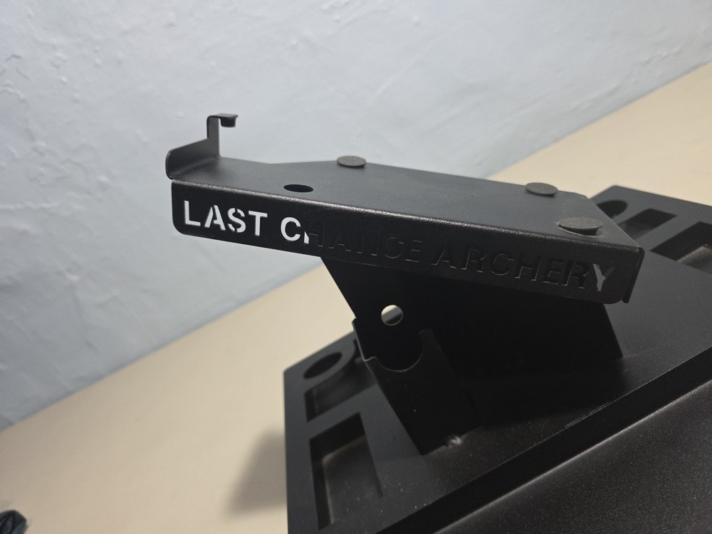 Vane Master Pro Fletching Station