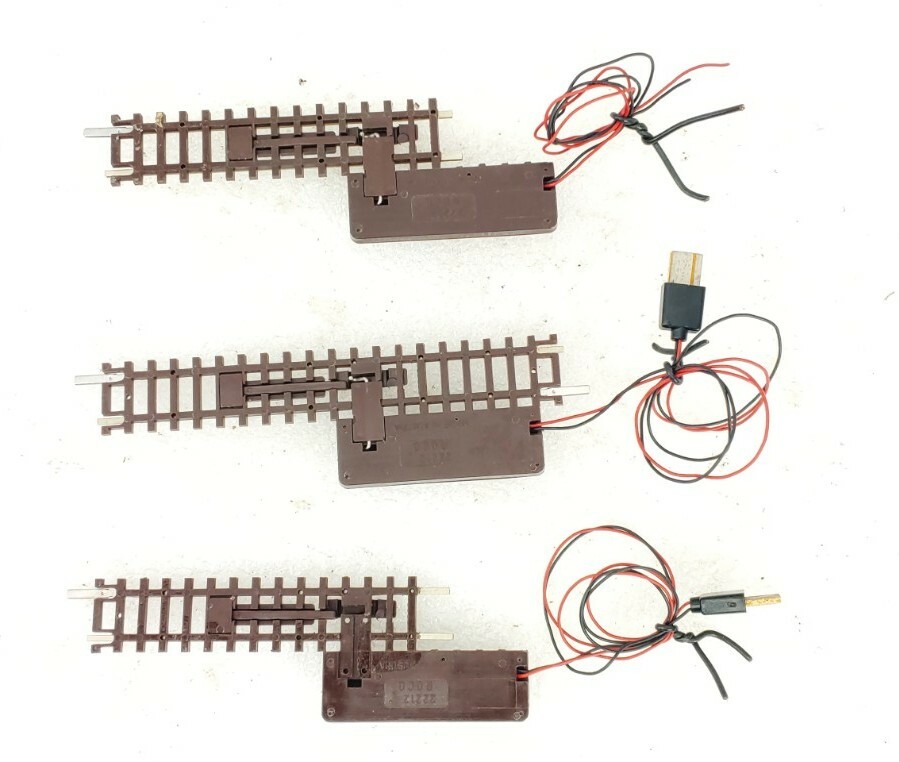 3 Roco N Scale 22212 Electric Un-Coupling Track