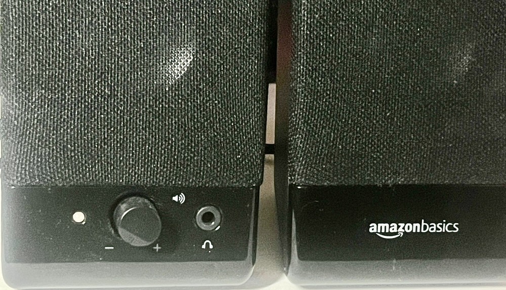 Amazon Basics USB Wired Computer Keyboard (QWERTY) and Mouse Bundle Pack, Black