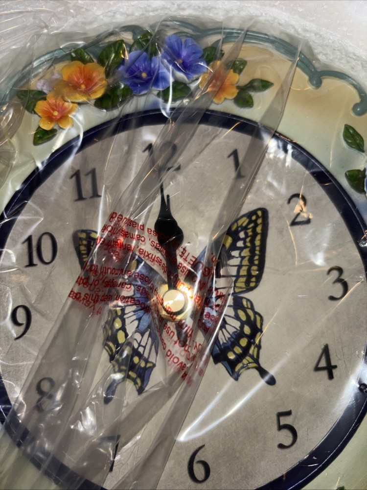 Vintage Butterfly Clock
