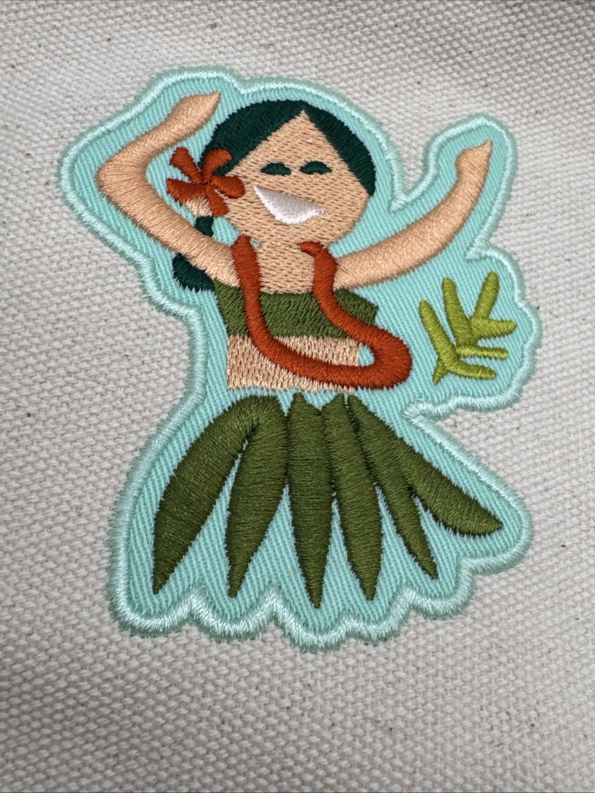 *New Disney Aulani Exclusive Canvas Tote With Patches Shoulder Bag Foldable Flap