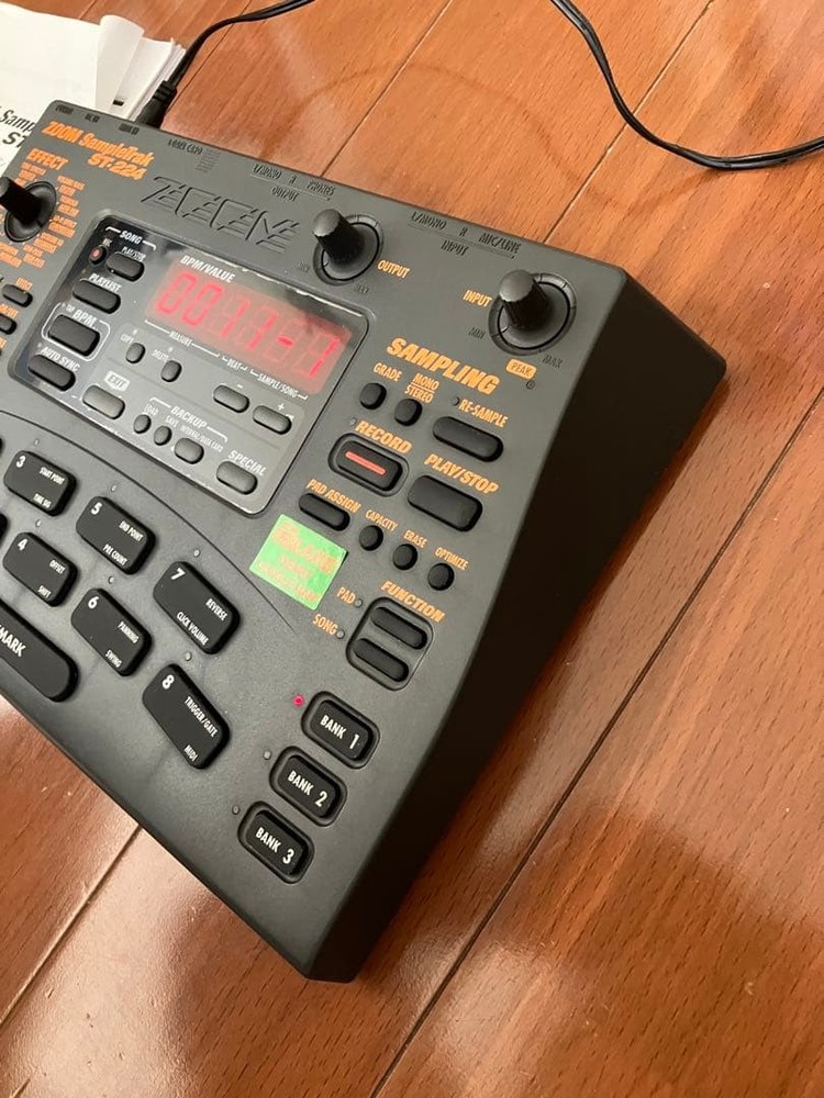 Zoom ST-224 SampleTrak Sampler with AC adapter #0004