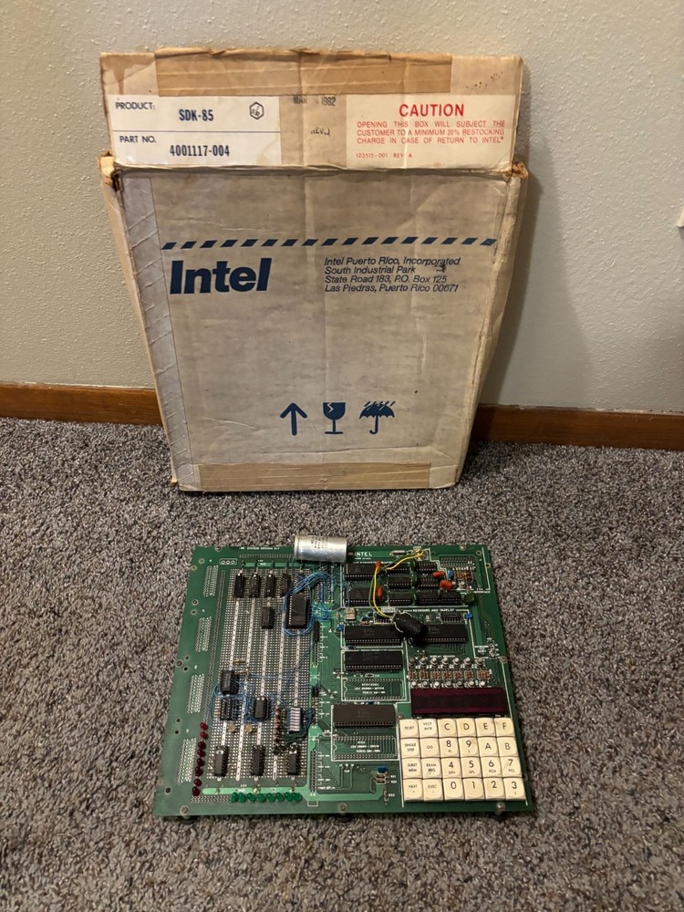 VINTAGE Intel  SDK-85 System Design Kit Untested + USER'S MANUAL 1978
