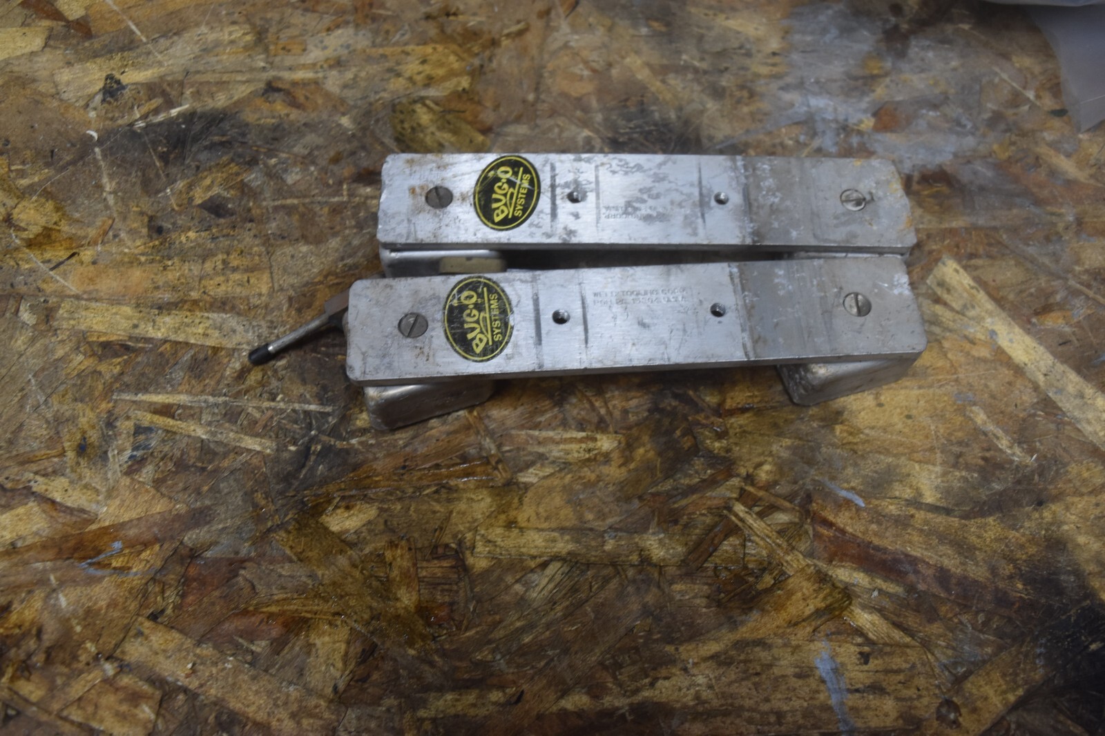 LOT OF 2 Bug-O Systems MAGNET PGH PA 15204