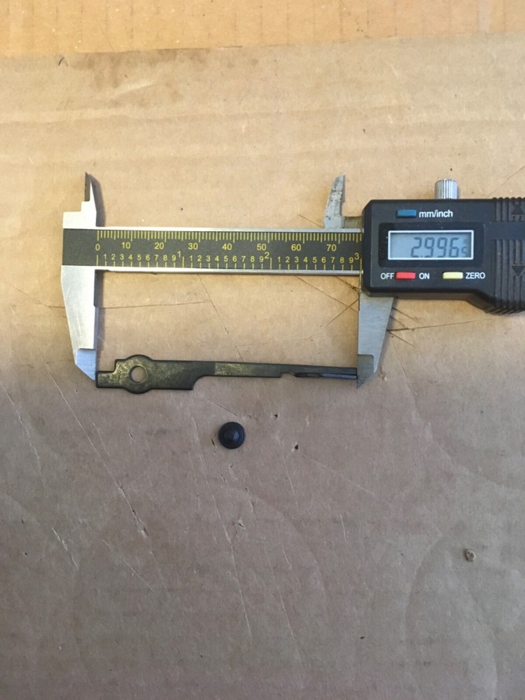 NOS Mossberg 835 Extractor, & Screw