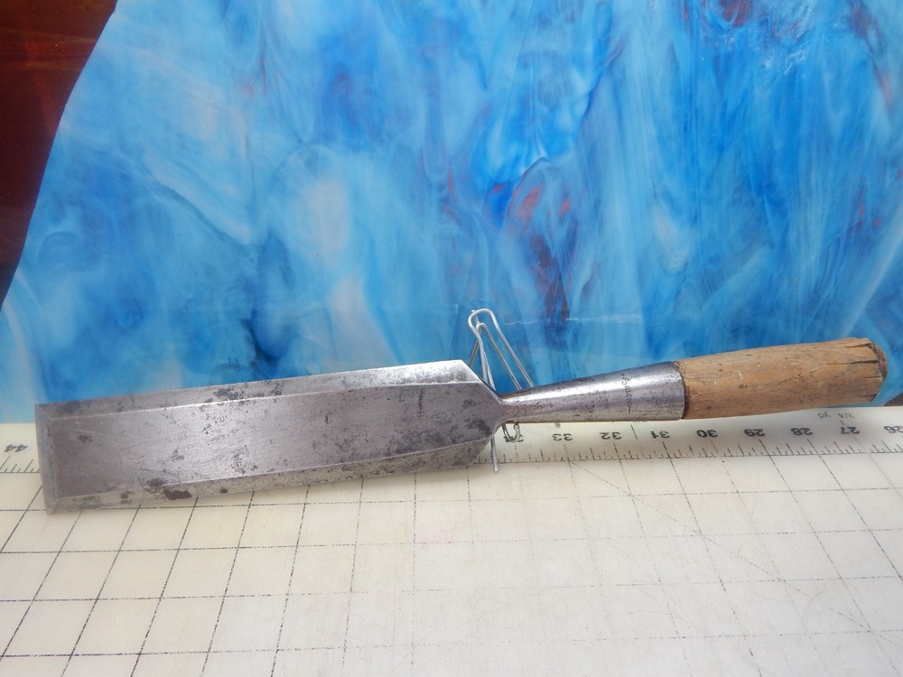 Vintage STILETTO TOOLS 2” Beveled Edge Chisel, Socket style,