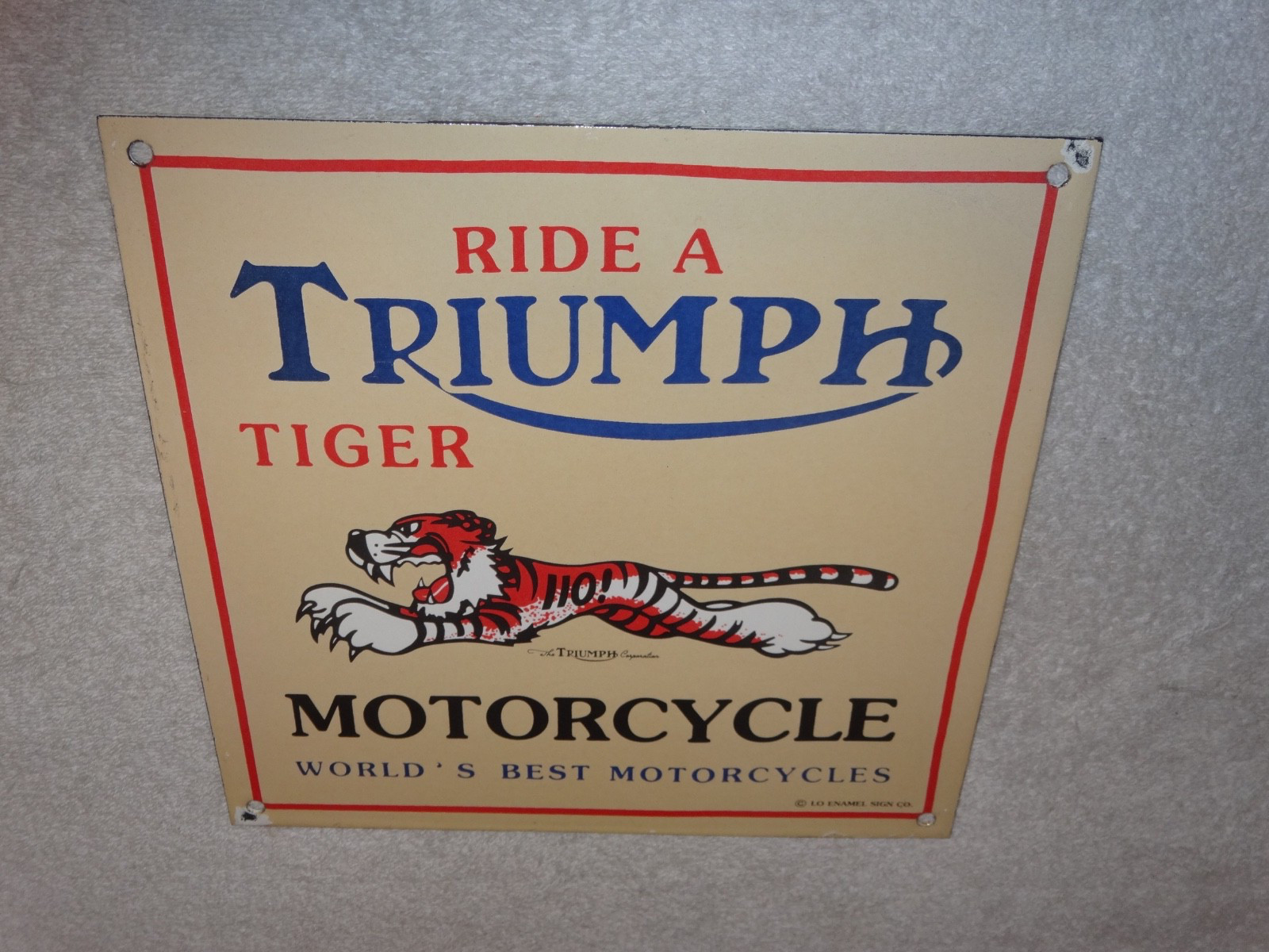 VINTAGE TRIUMPH T110 MOTORCYCLE DEALER TIGER 10" PORCELAIN METAL GASOLINE ⛽ SIGN