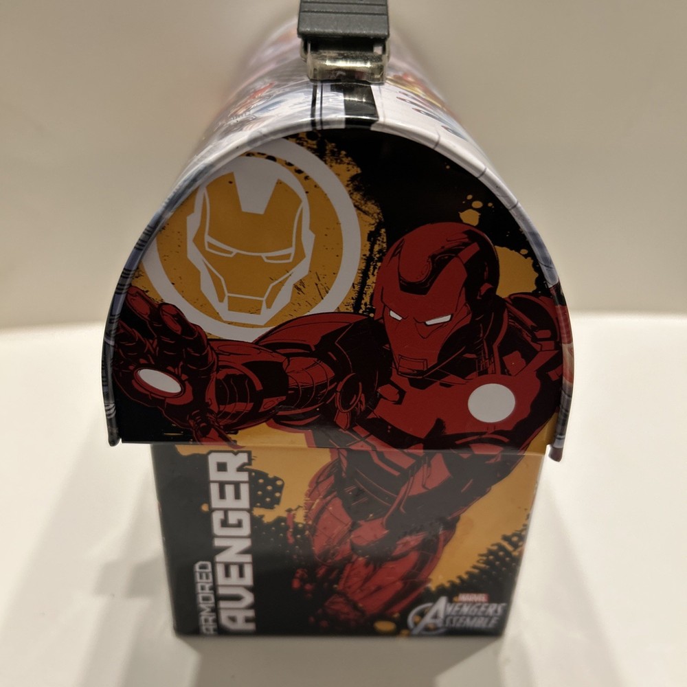avengers tin lunch box vintage