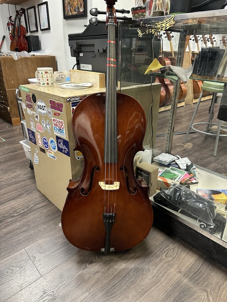 3/4 Cello ￼