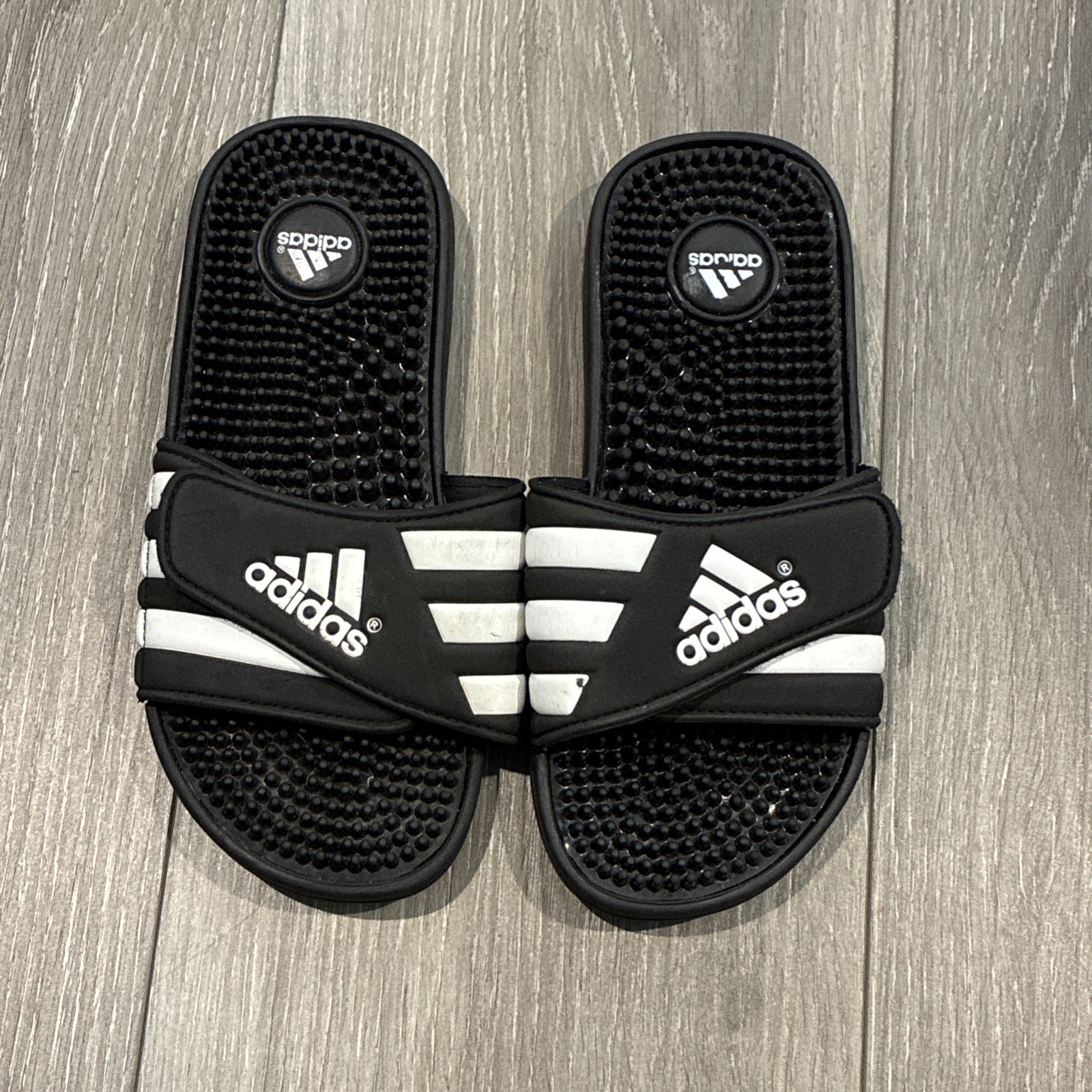 Adidas Youth Adissage Slides Sandal Black/White/Black Boys Size 4
