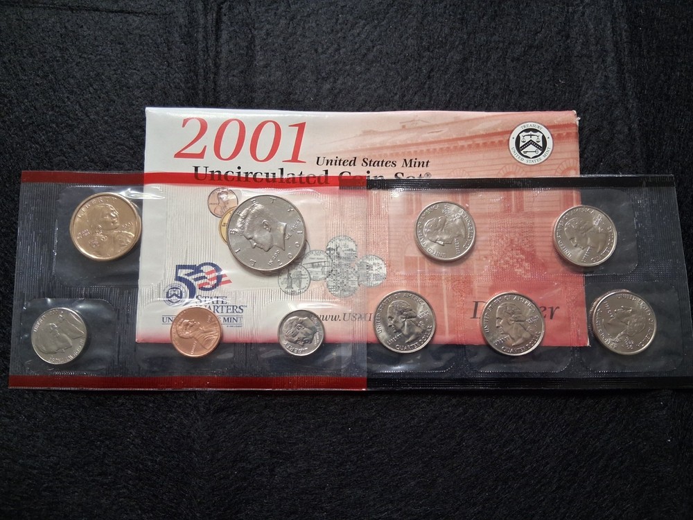 2001 US Mint Set P and D
