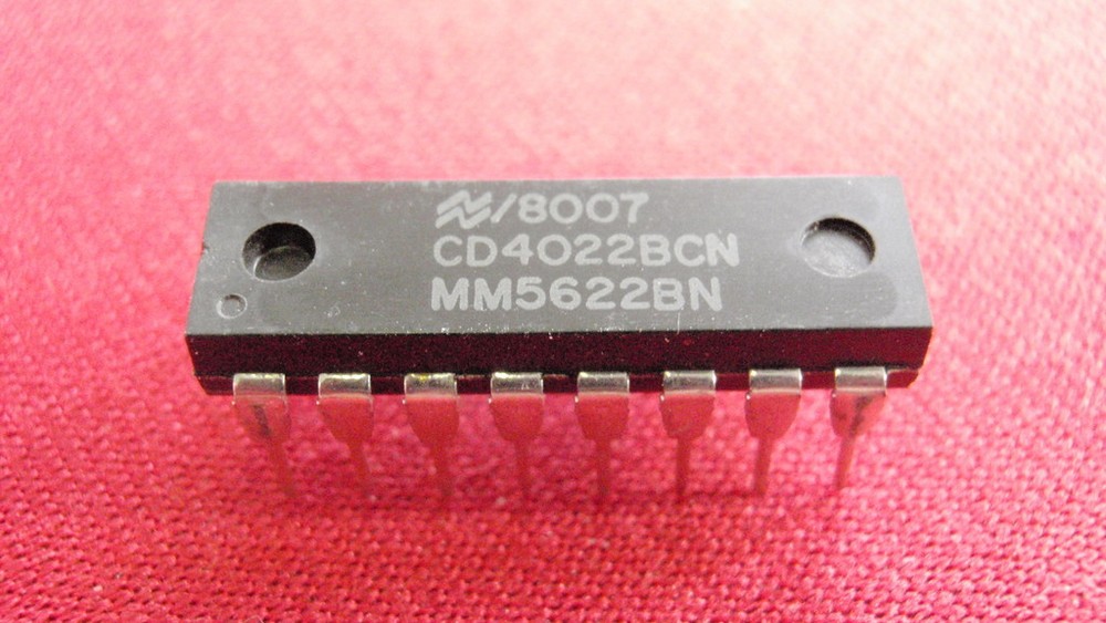 IC MODULE MOS 4022 = CD4022 21435-35