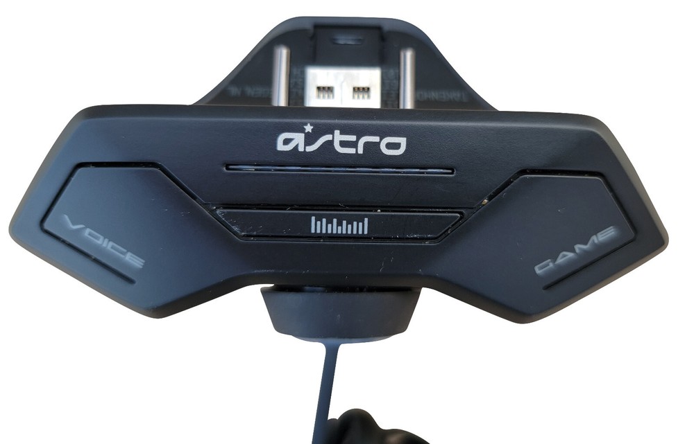 ASTRO Mixamp M80 for Xbox One Controller for A40 Headset (BROKEN READ LISTING)