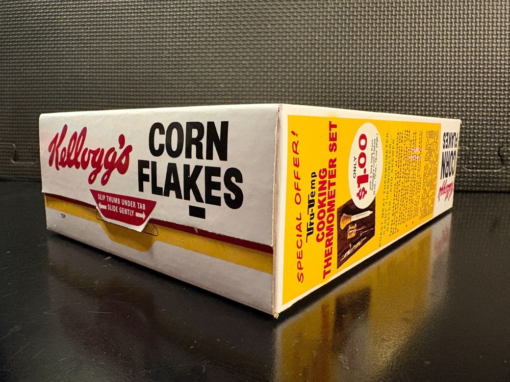 1970 Kellogg's Corn Flakes - Empty custom design display box