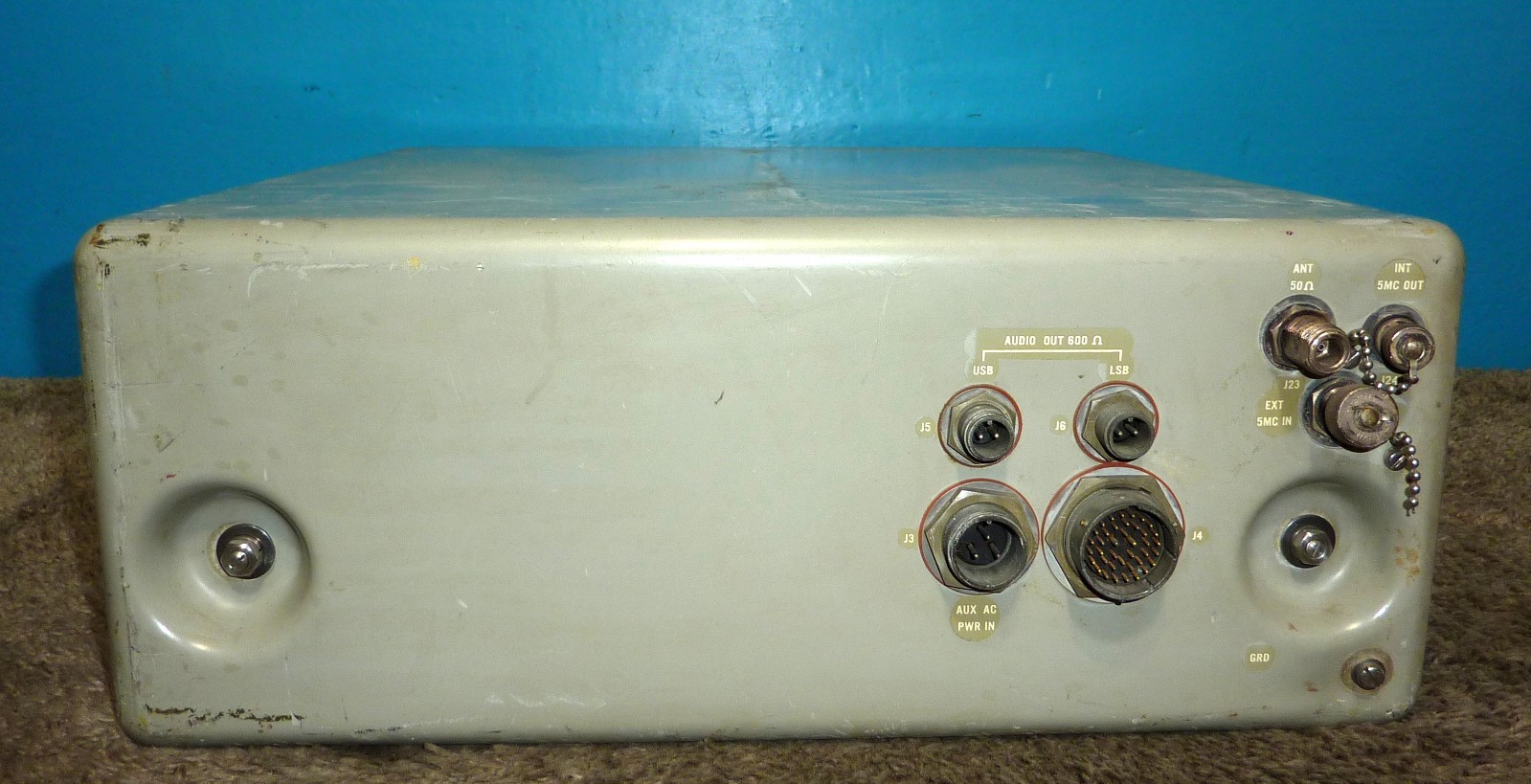 Raytheon R-1051B/URR Radio Receiver
