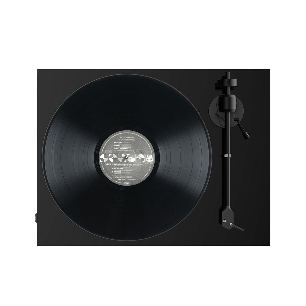 Pro-Ject E1 Phono Plug & Play Turntable with Built-in Phono Gloss Black
