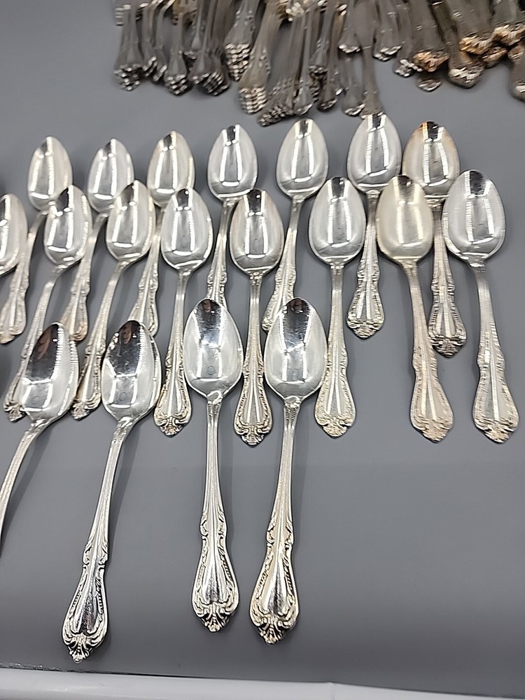 WM Rogers Oneida Silver Overlay 115 Piece Chalice Harmony Flatware Set