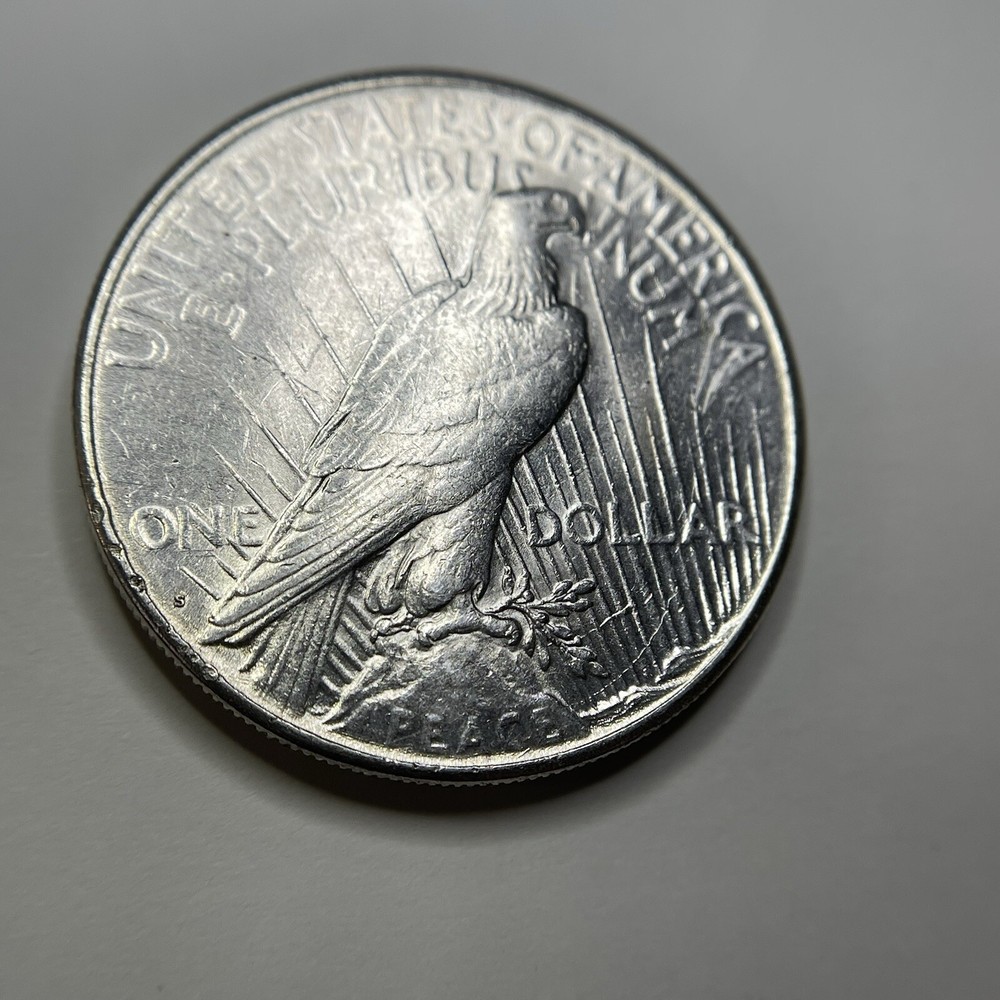1923-S $1 Peace Dollar UNC - 82070