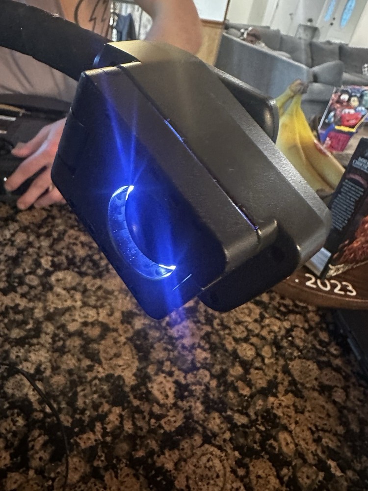 Used AverMedia AverVision CP150 Digital Document Camera Presentation System.